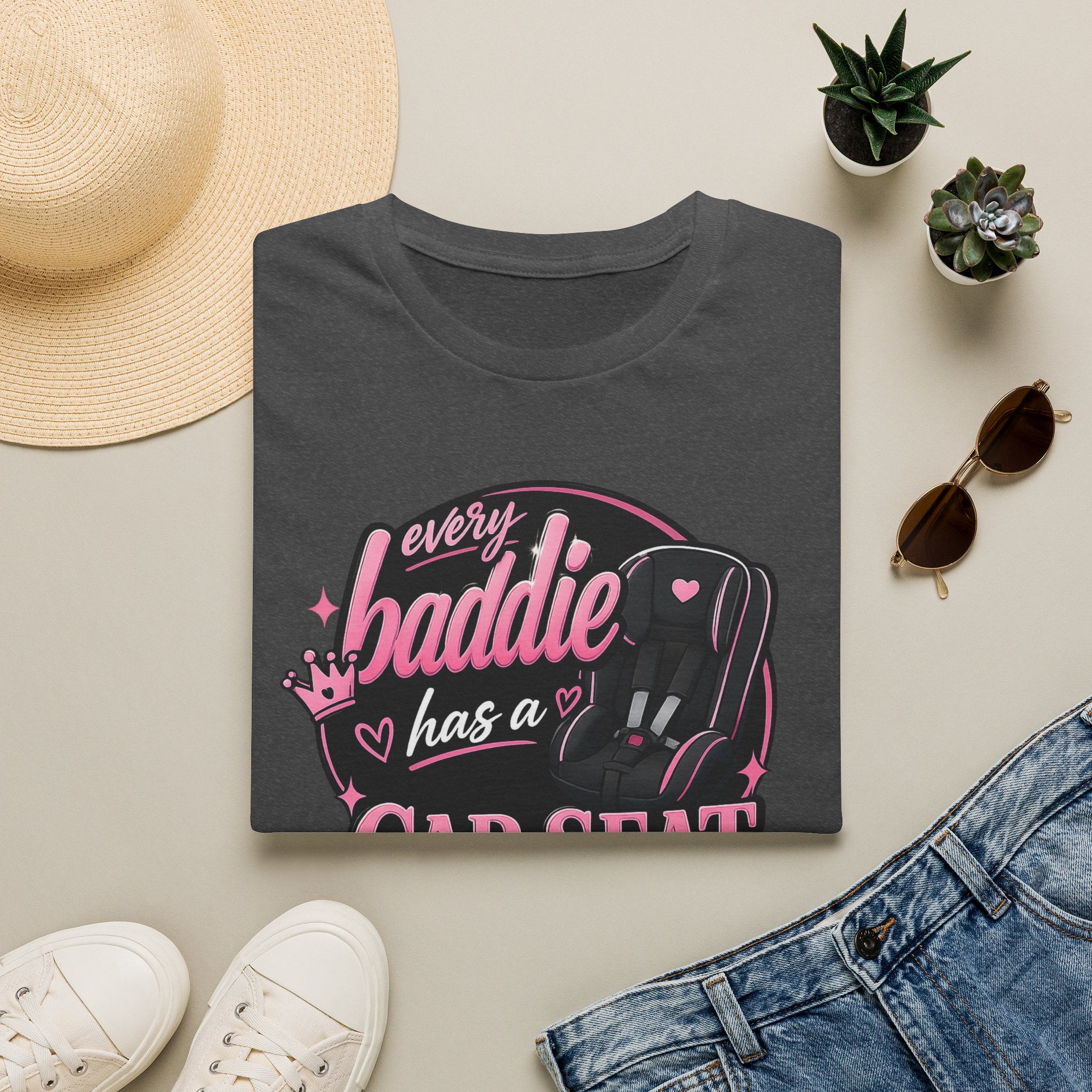 Mom Baddie - Tee