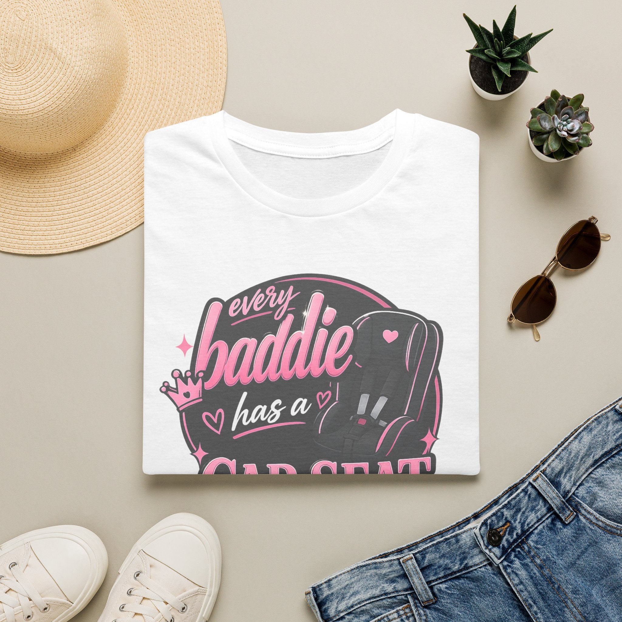 Mom Baddie - Tee