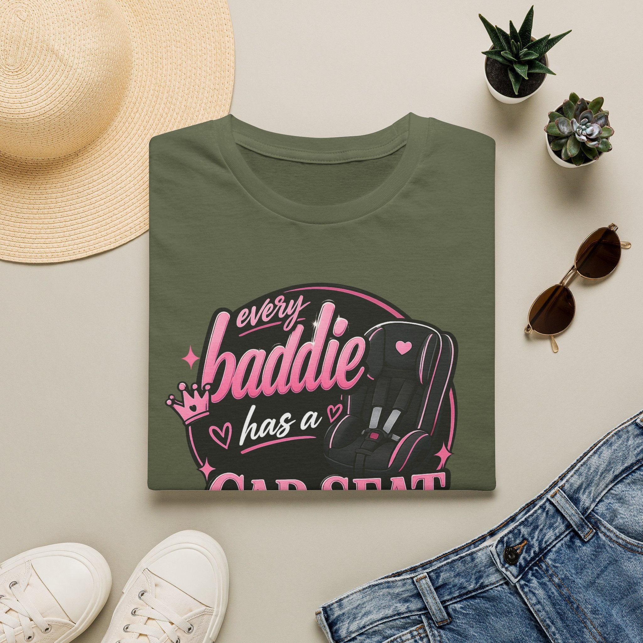 Mom Baddie - Tee