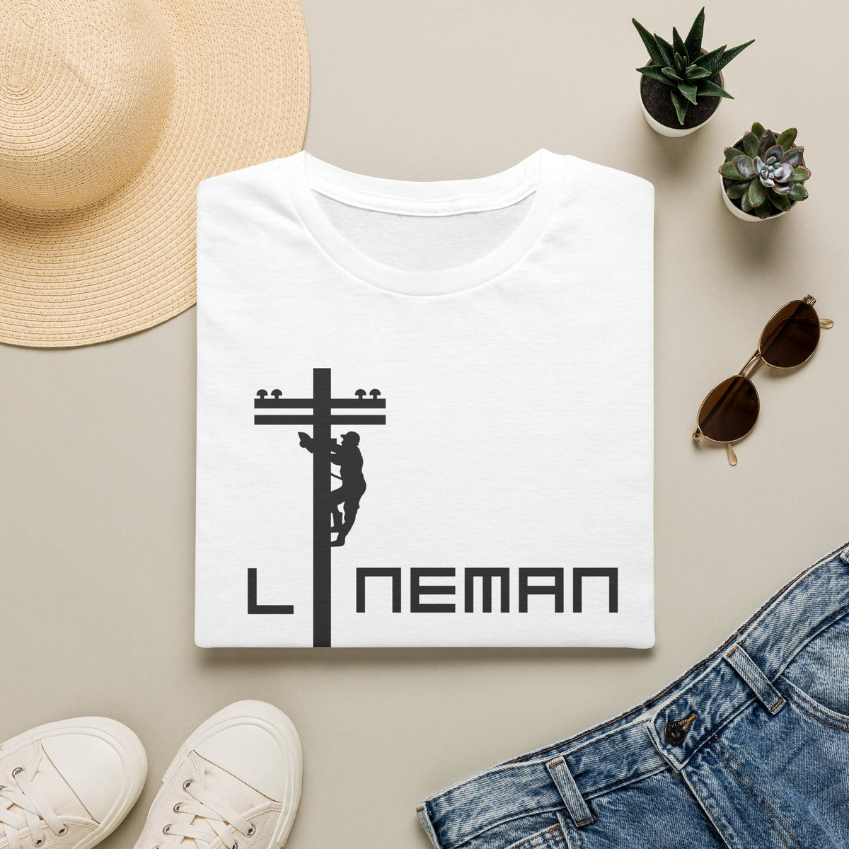 Lineman pillows - Tee