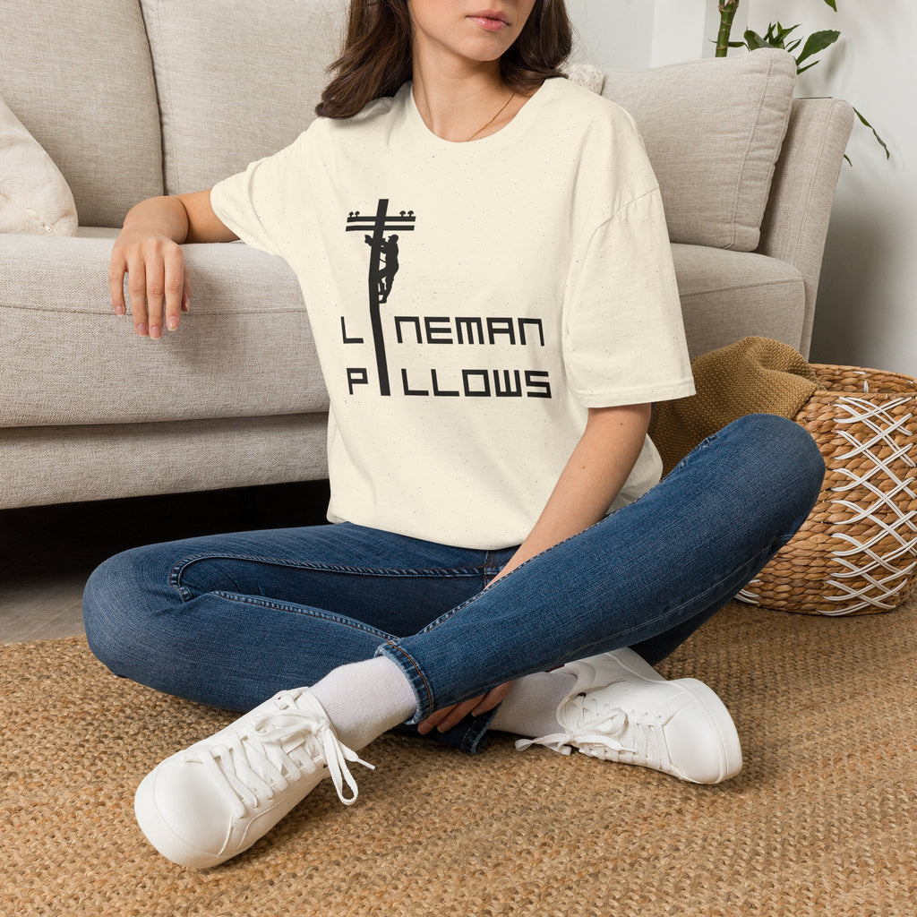 Lineman pillows - Tee