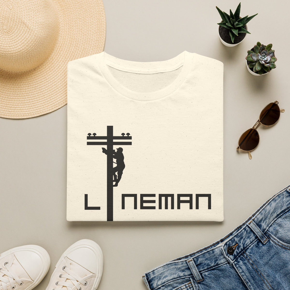 Lineman pillows - Tee