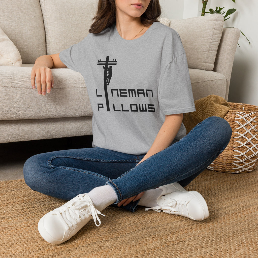 Lineman pillows - Tee
