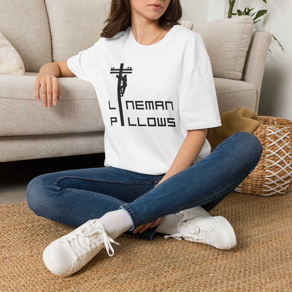 Lineman pillows - Tee