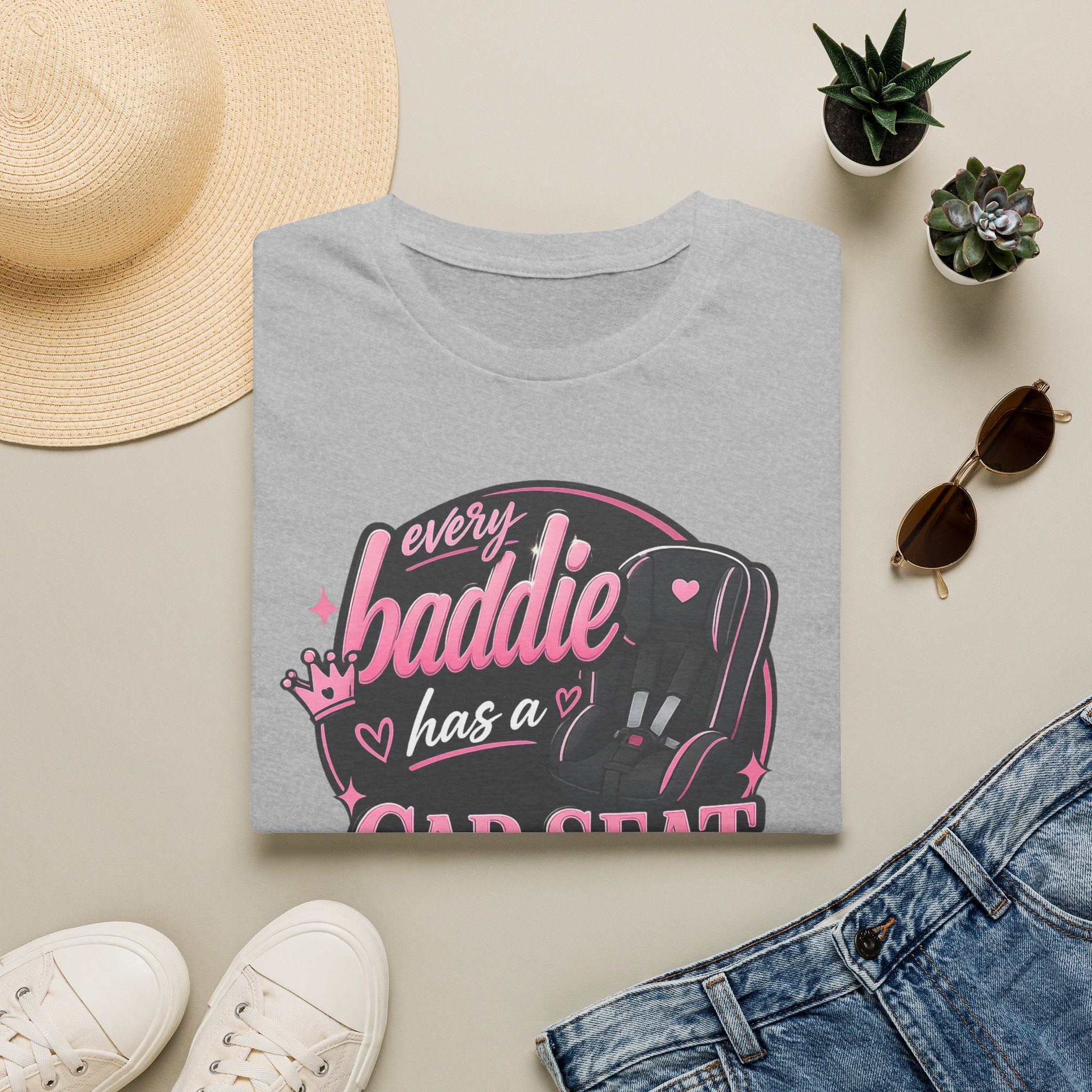 Mom Baddie - Tee