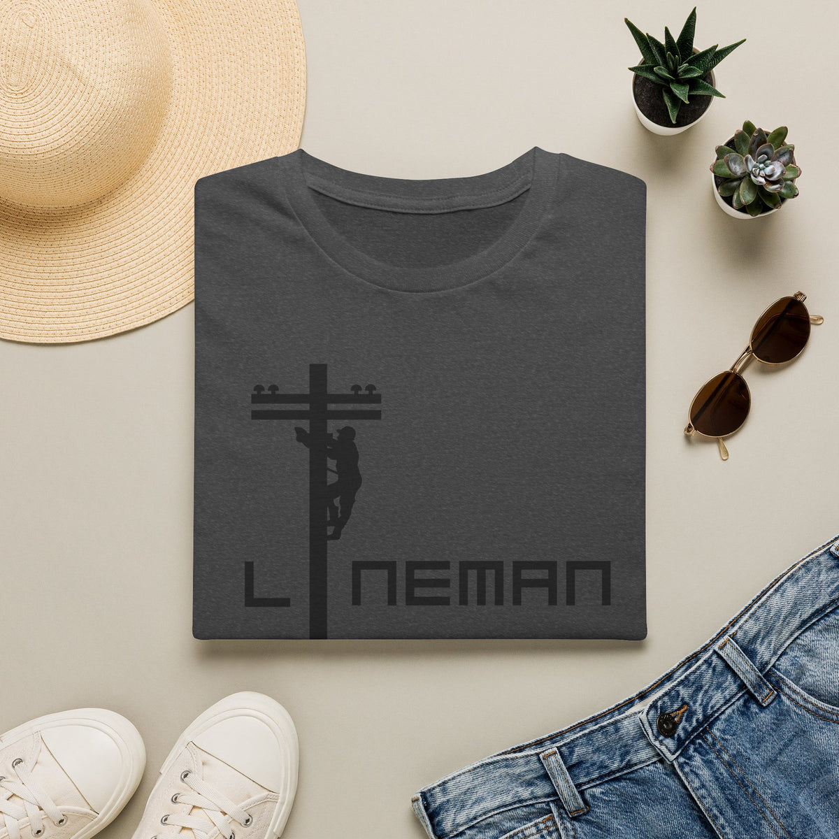 Lineman pillows - Tee